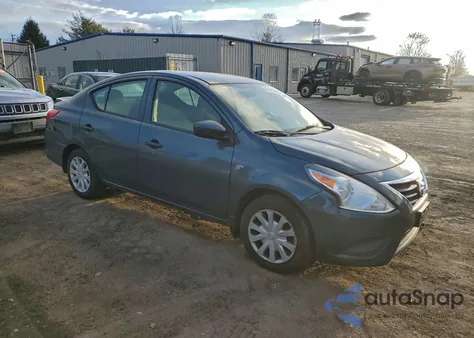 2017 Nissan Versa S z USA, uszkodzony, nr VIN 3N1CN7AP5HL892895